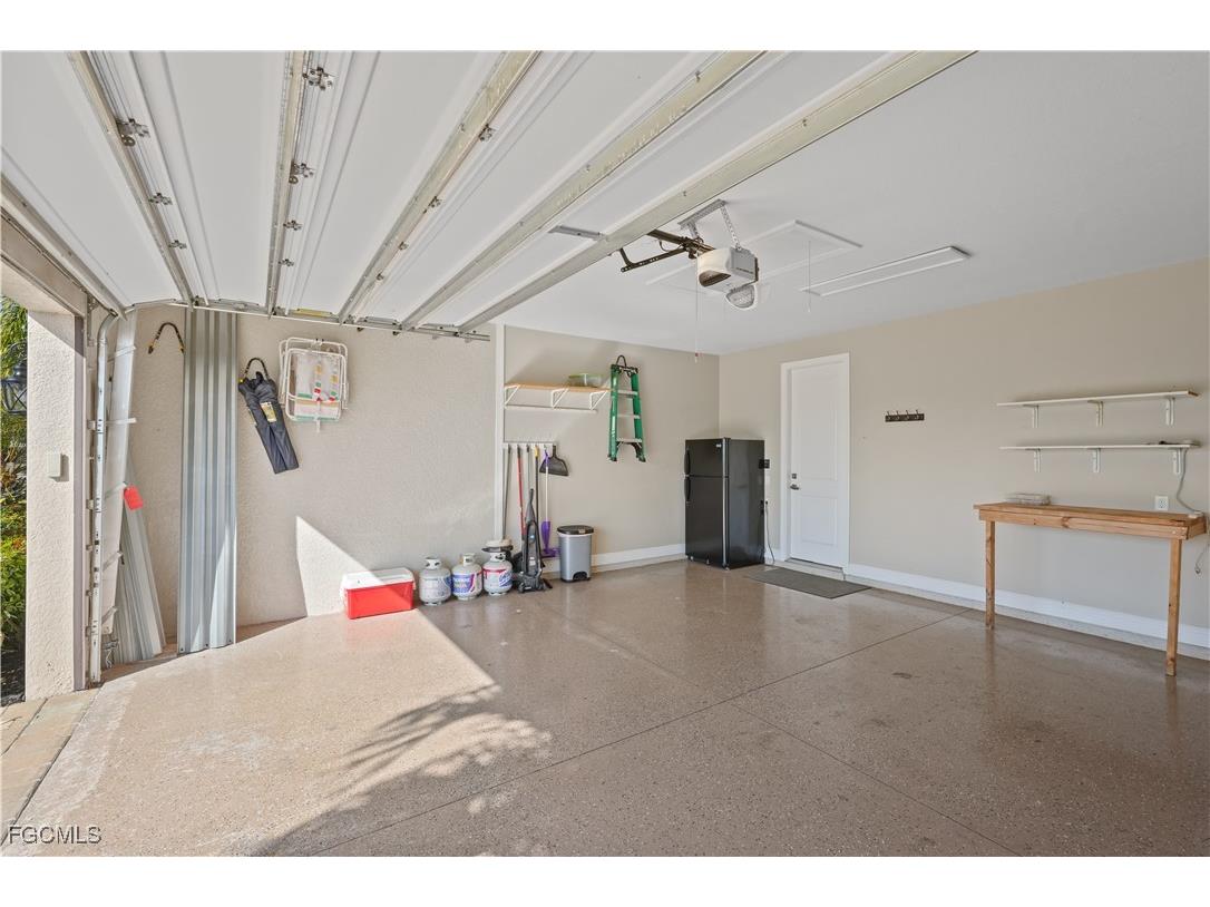 2121 SW 39th Terrace Cape Coral FL 33914 2026006470 image14