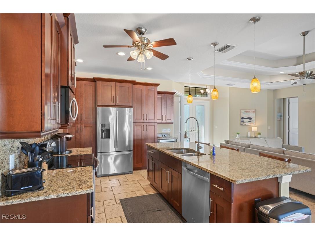 2121 SW 39th Terrace Cape Coral FL 33914 2026006470 image21