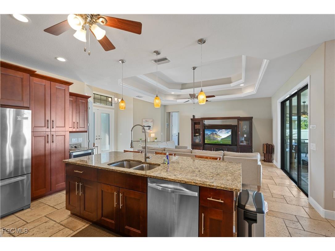 2121 SW 39th Terrace Cape Coral FL 33914 2026006470 image22