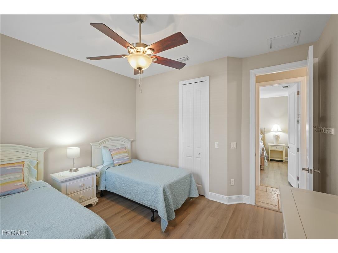 2121 SW 39th Terrace Cape Coral FL 33914 2026006470 image27