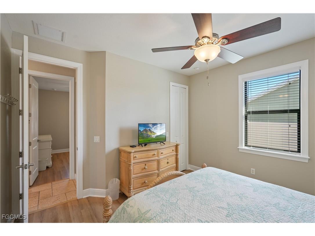 2121 SW 39th Terrace Cape Coral FL 33914 2026006470 image29