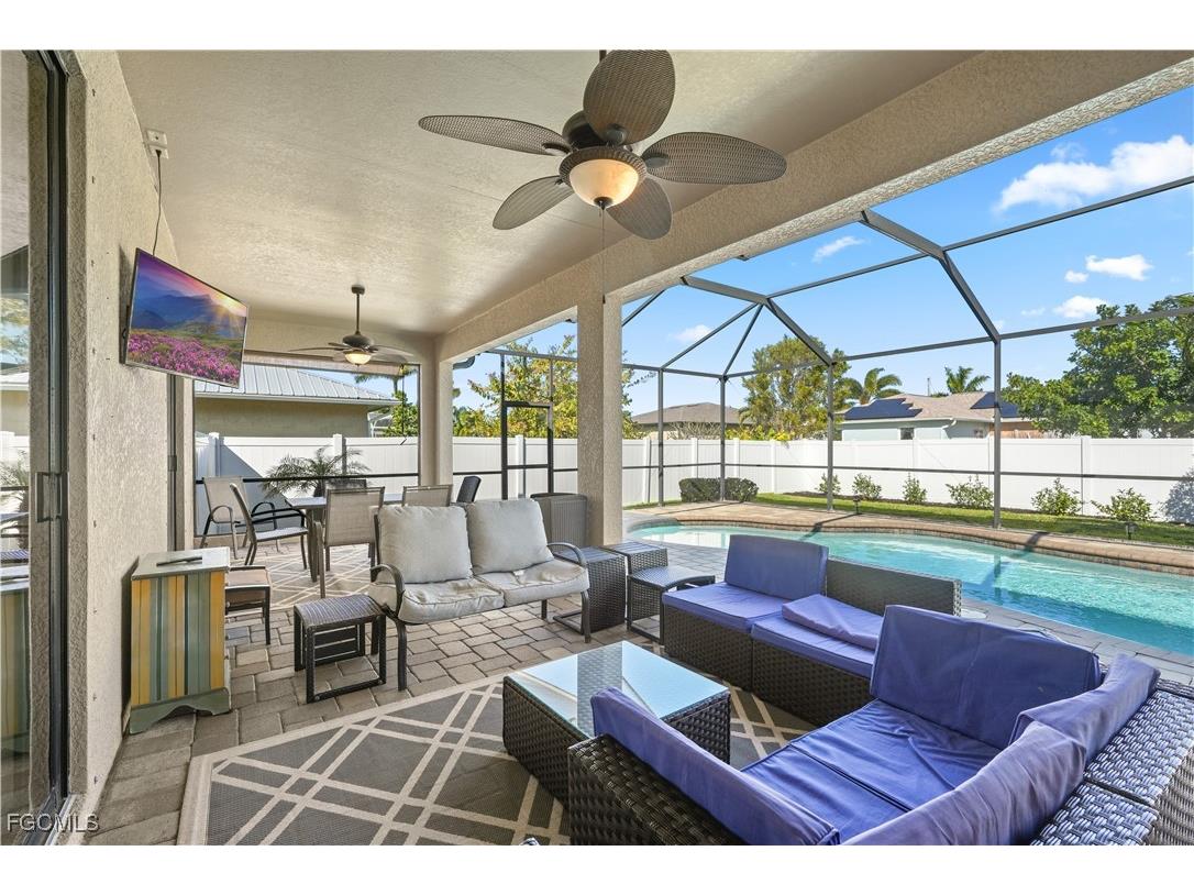 2121 SW 39th Terrace Cape Coral FL 33914 2026006470 image39