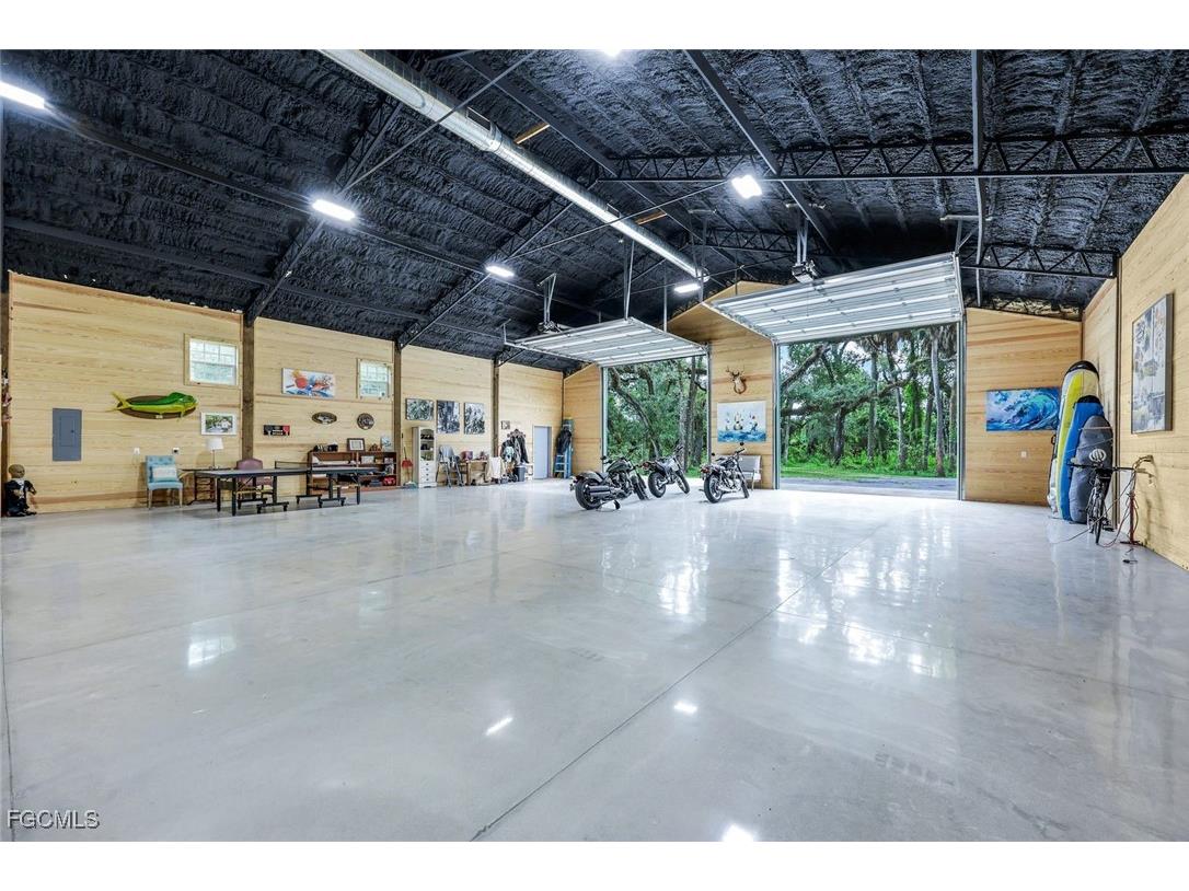 21211 Palm Beach Boulevard Alva FL 33920 2025009081 image16