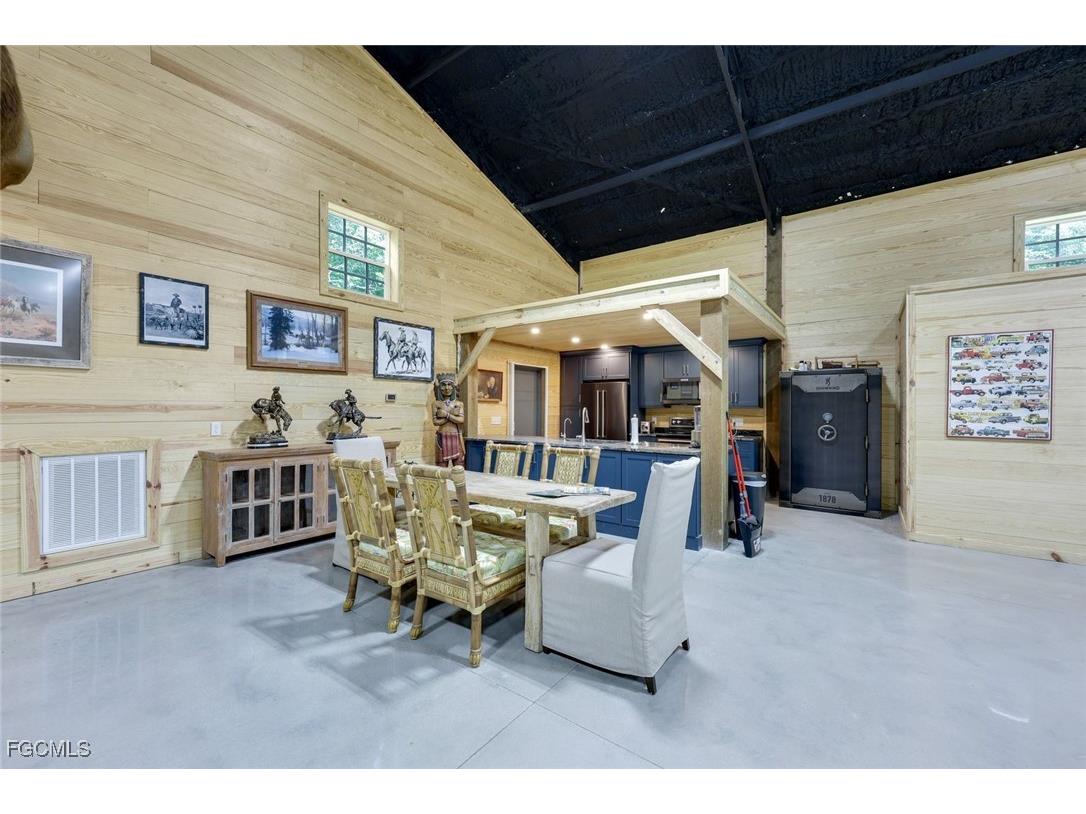 21211 Palm Beach Boulevard Alva FL 33920 2025009081 image18