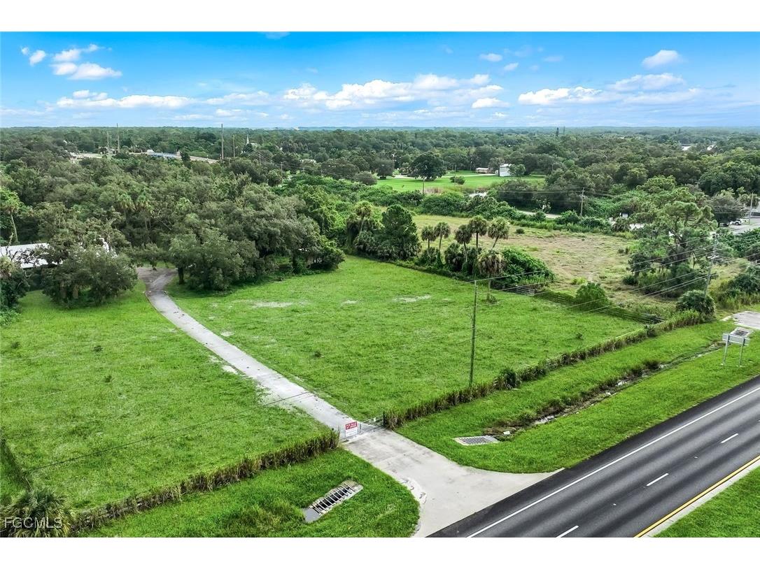 21211 Palm Beach Boulevard Alva FL 33920 2025009081 image19