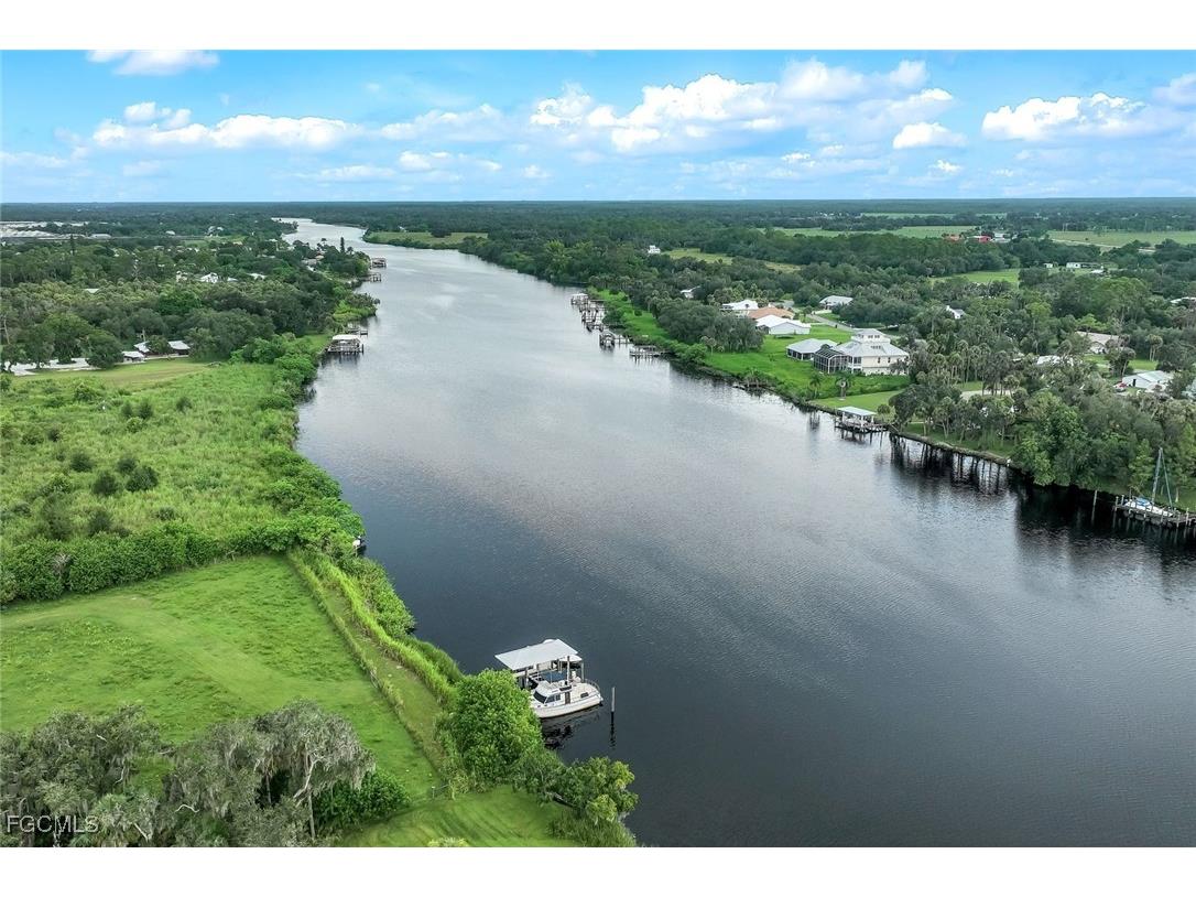 21211 Palm Beach Boulevard Alva FL 33920 2025009081 image20