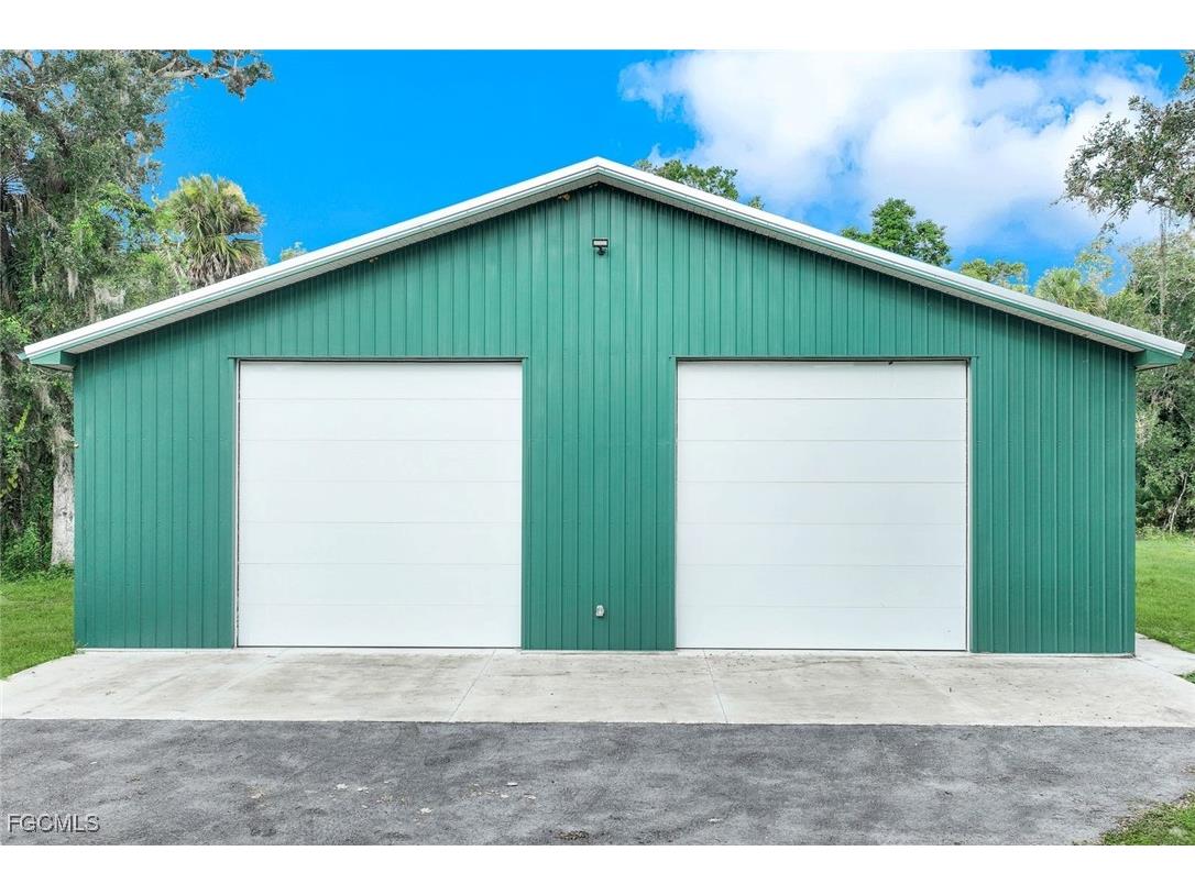 21211 Palm Beach Boulevard Alva FL 33920 2025009081 image5