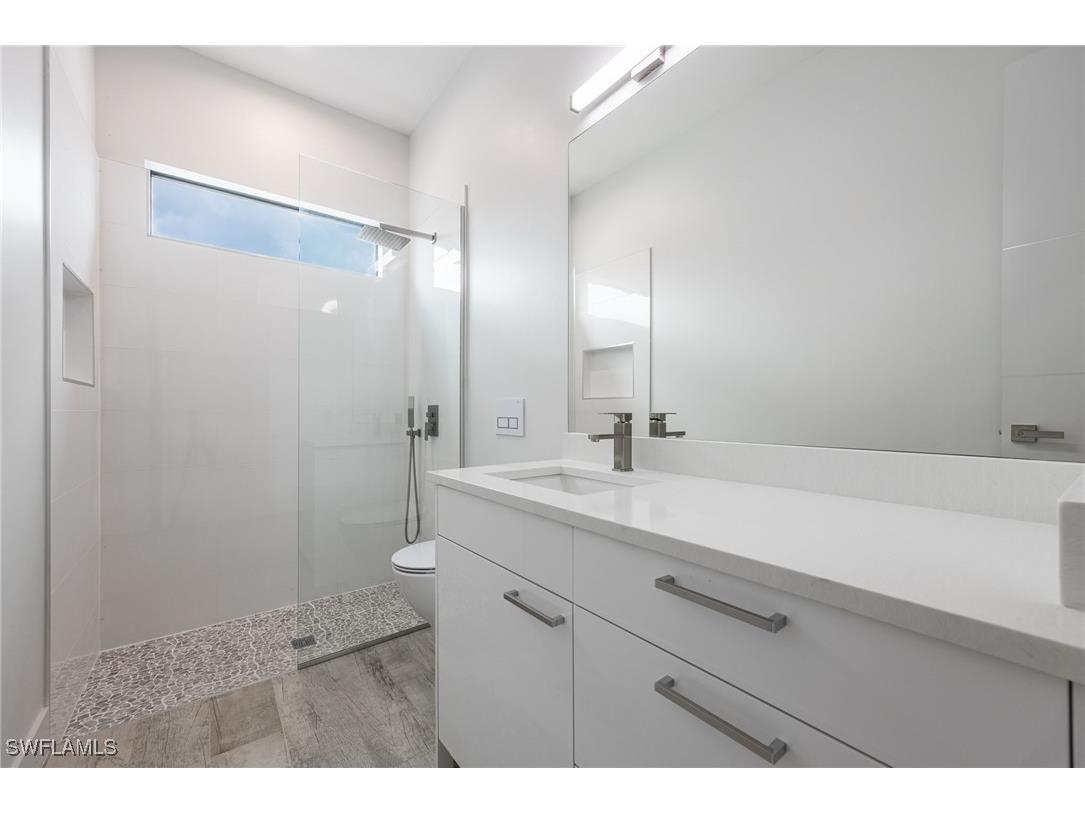 2122 Coral Point Drive Cape Coral FL 33990 225056272 image14