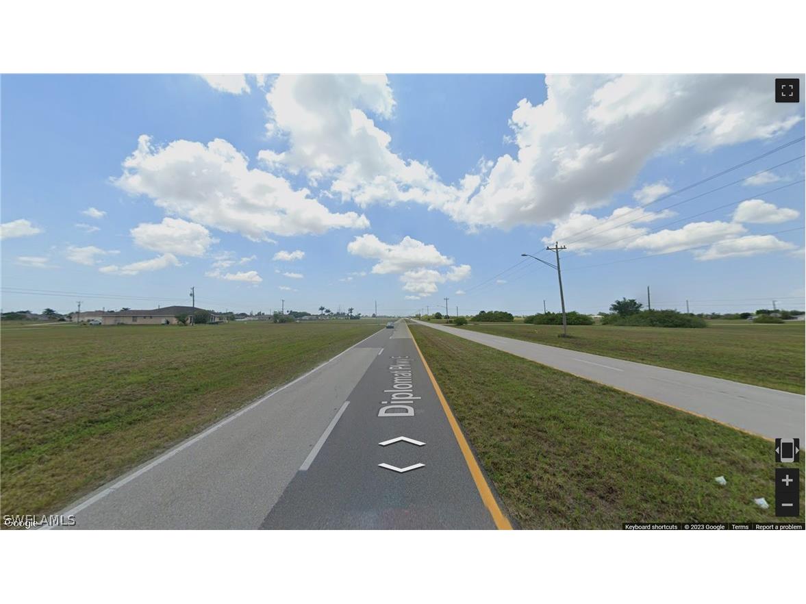 2122 Diplomat Parkway E Cape Coral FL 33909 226010397 image1