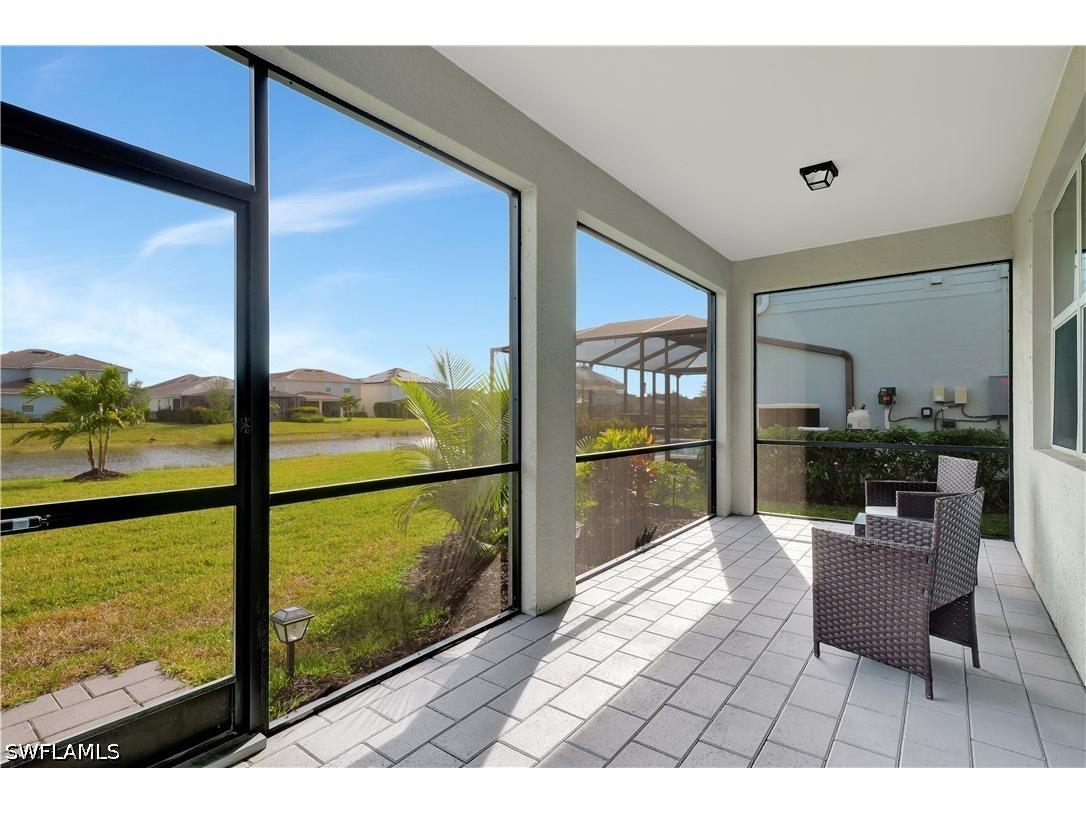 2122 Hamlin Street Naples FL 34120 226025179 image7