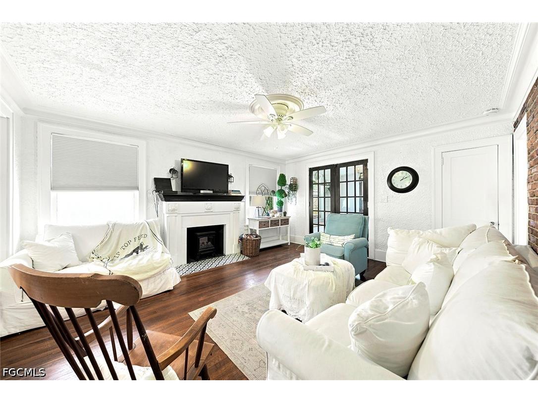 2122 Katherine Street Fort Myers FL 33901 2026029145 image21