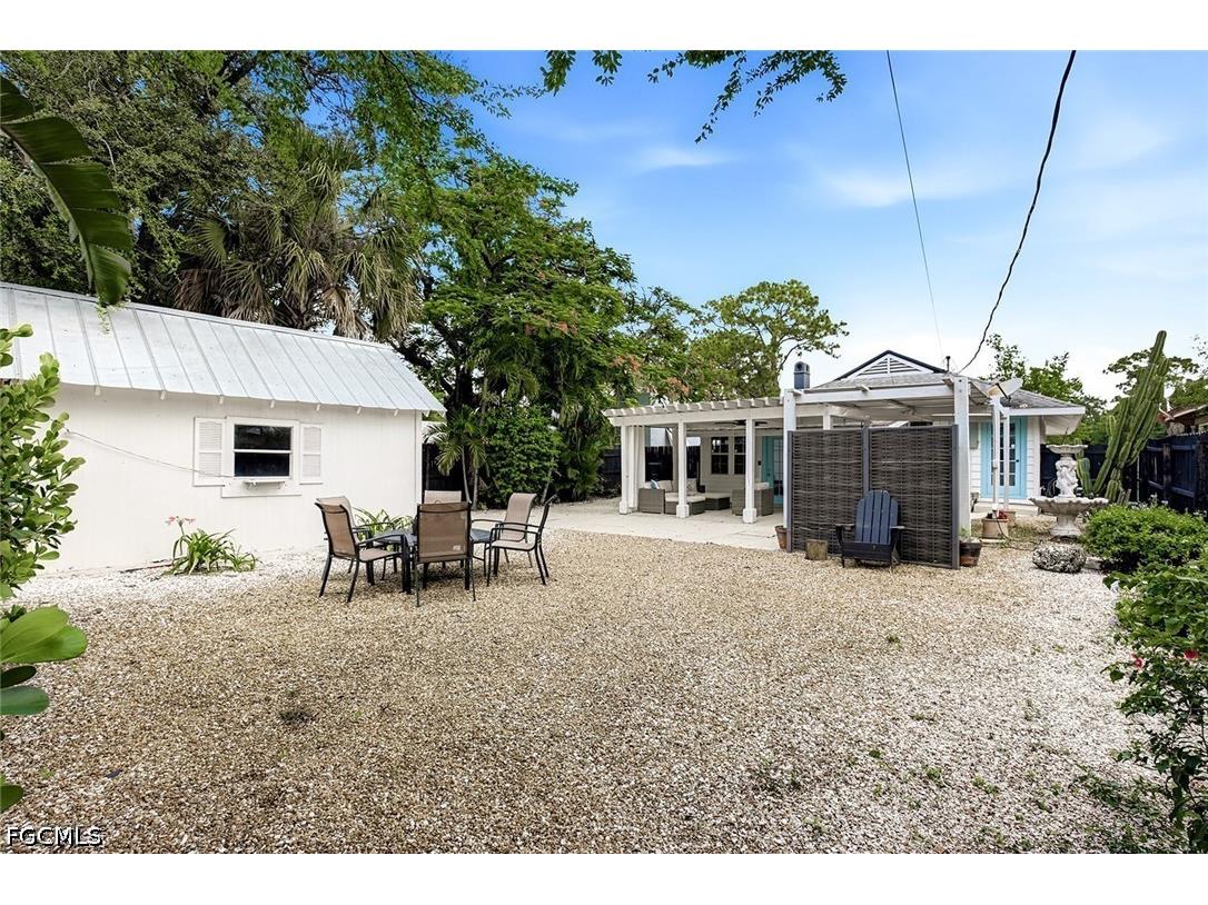 2122 Katherine Street Fort Myers FL 33901 2026029145 image25