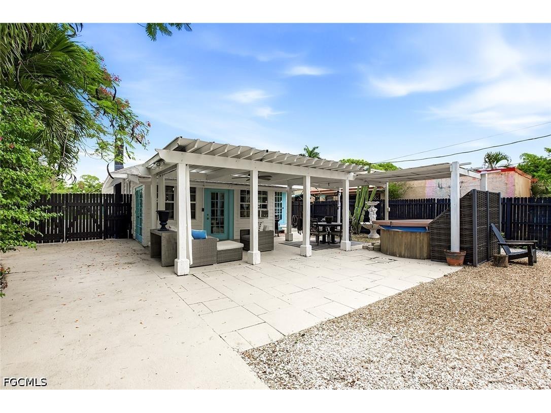 2122 Katherine Street Fort Myers FL 33901 2026029145 image26