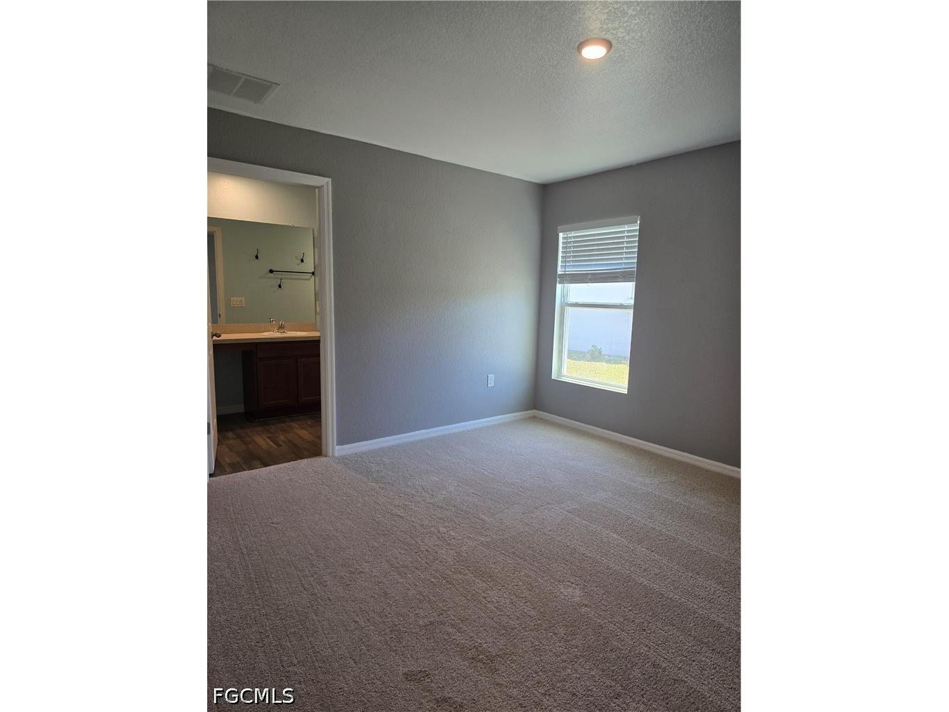 2122 NE 13th Place Cape Coral FL 33909 2026017803 image15