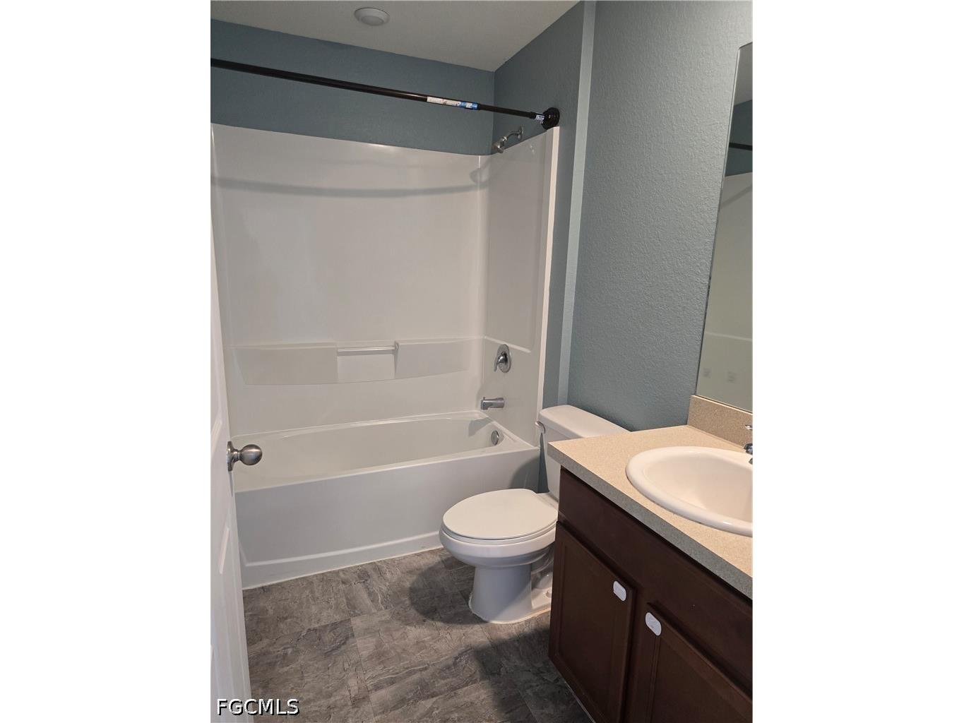 2122 NE 13th Place Cape Coral FL 33909 2026017803 image21