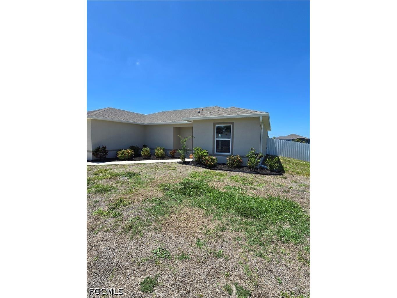 2122 NE 13th Place Cape Coral FL 33909 2026017803 image4