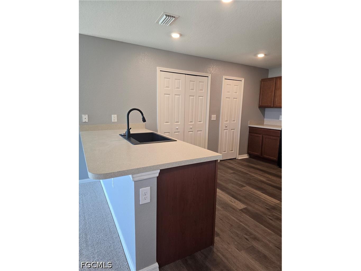 2122 NE 13th Place Cape Coral FL 33909 2026017803 image8