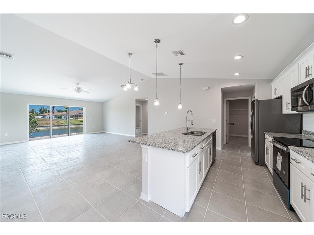 2122 NW 9th Avenue Cape Coral FL 33993 2026004875 image12