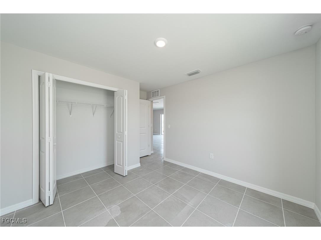 2122 NW 9th Avenue Cape Coral FL 33993 2026004875 image16