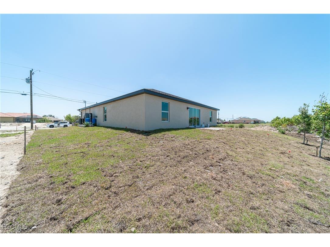 2122 NW 9th Avenue Cape Coral FL 33993 2026004875 image31