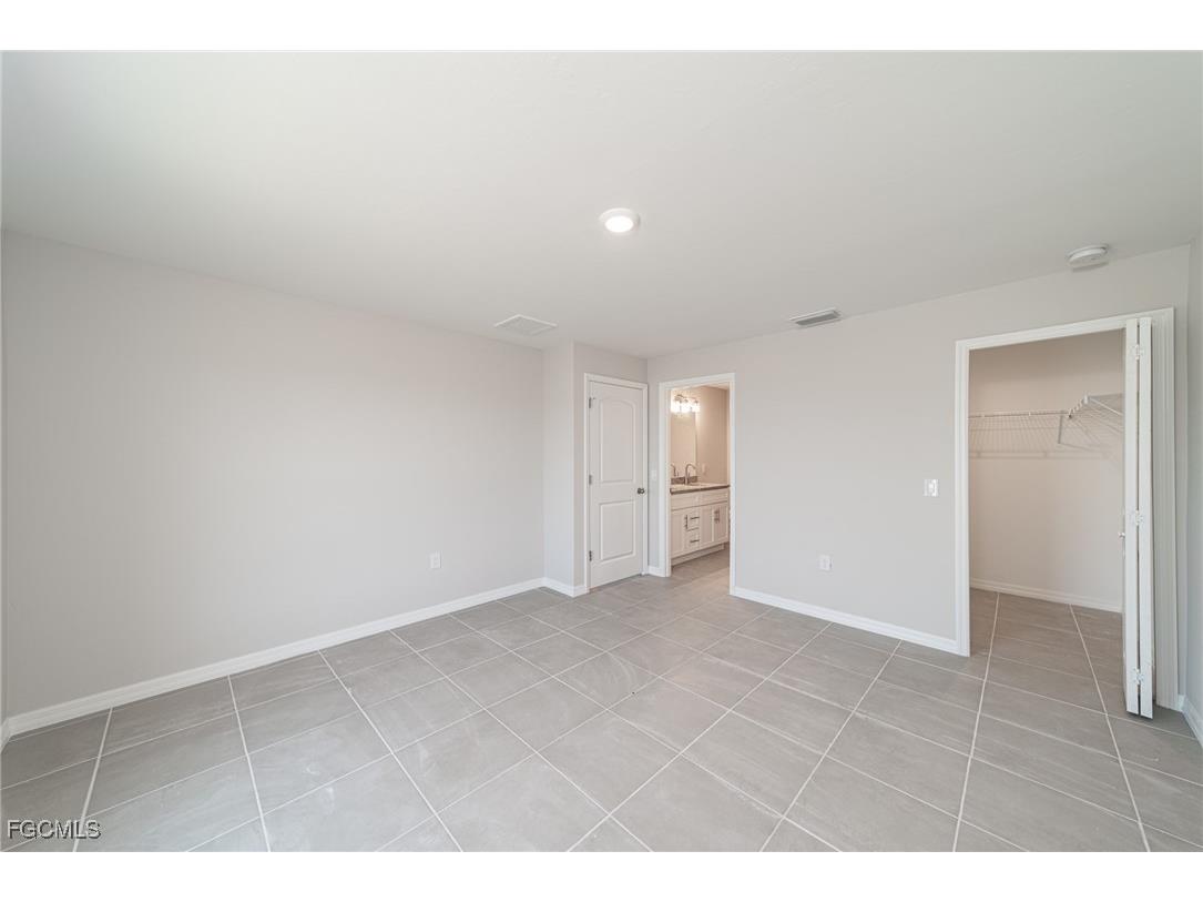 2122 NW 9th Avenue Cape Coral FL 33993 2026004875 image8