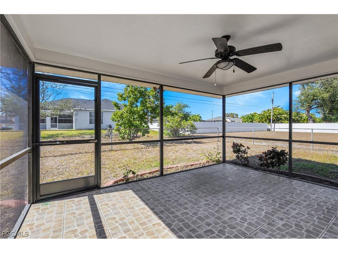 2122 SW Santa Barbara Place Cape Coral FL 33991 2026006976 image22