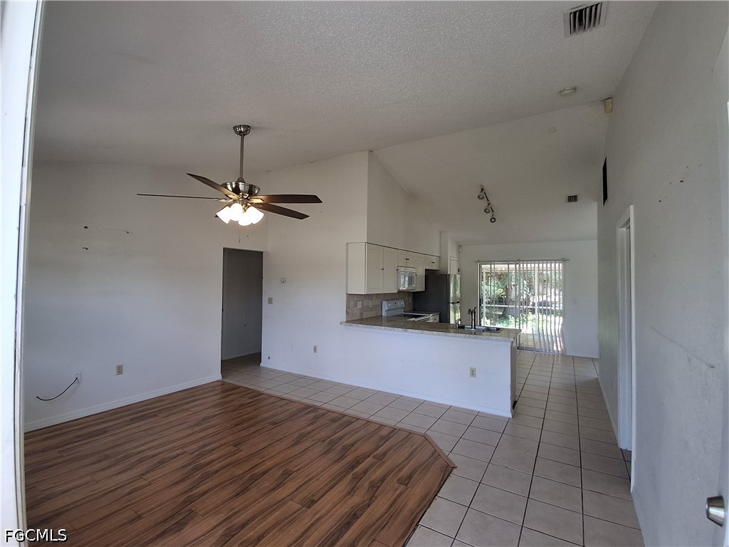 21229 Peachland Boulevard Port Charlotte FL 33954 2026021883 image1