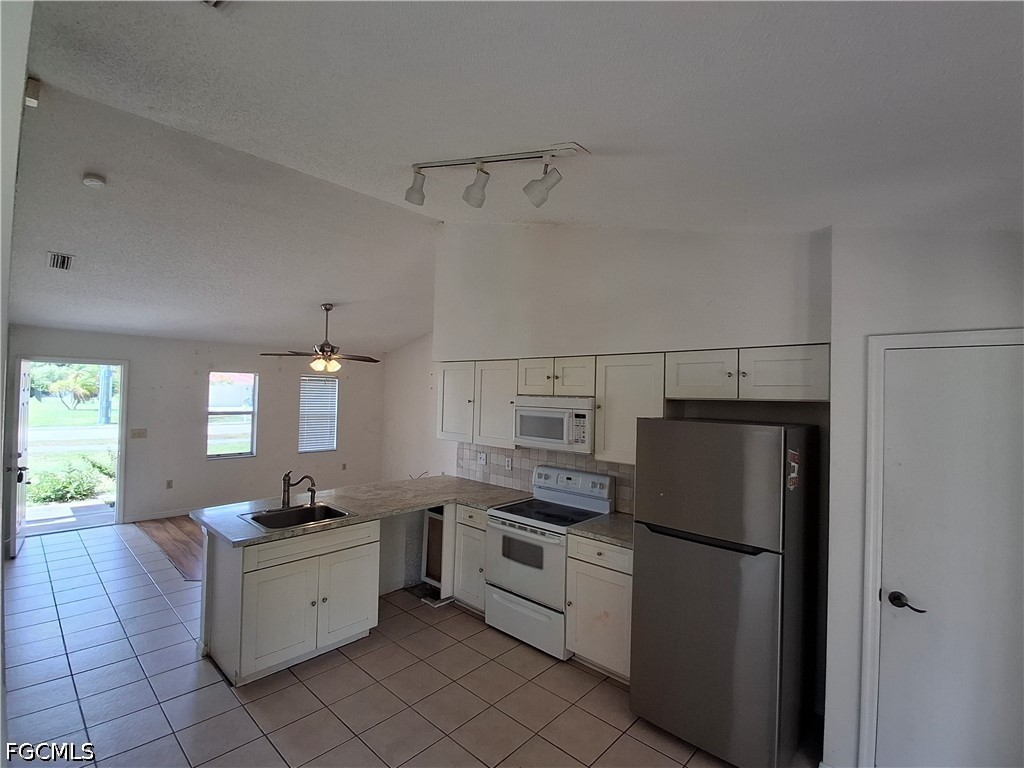 21229 Peachland Boulevard Port Charlotte FL 33954 2026021883 image3