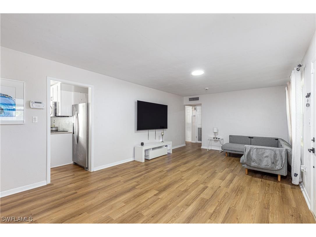 2123 Braman Avenue Fort Myers FL 33901 223049448 image1