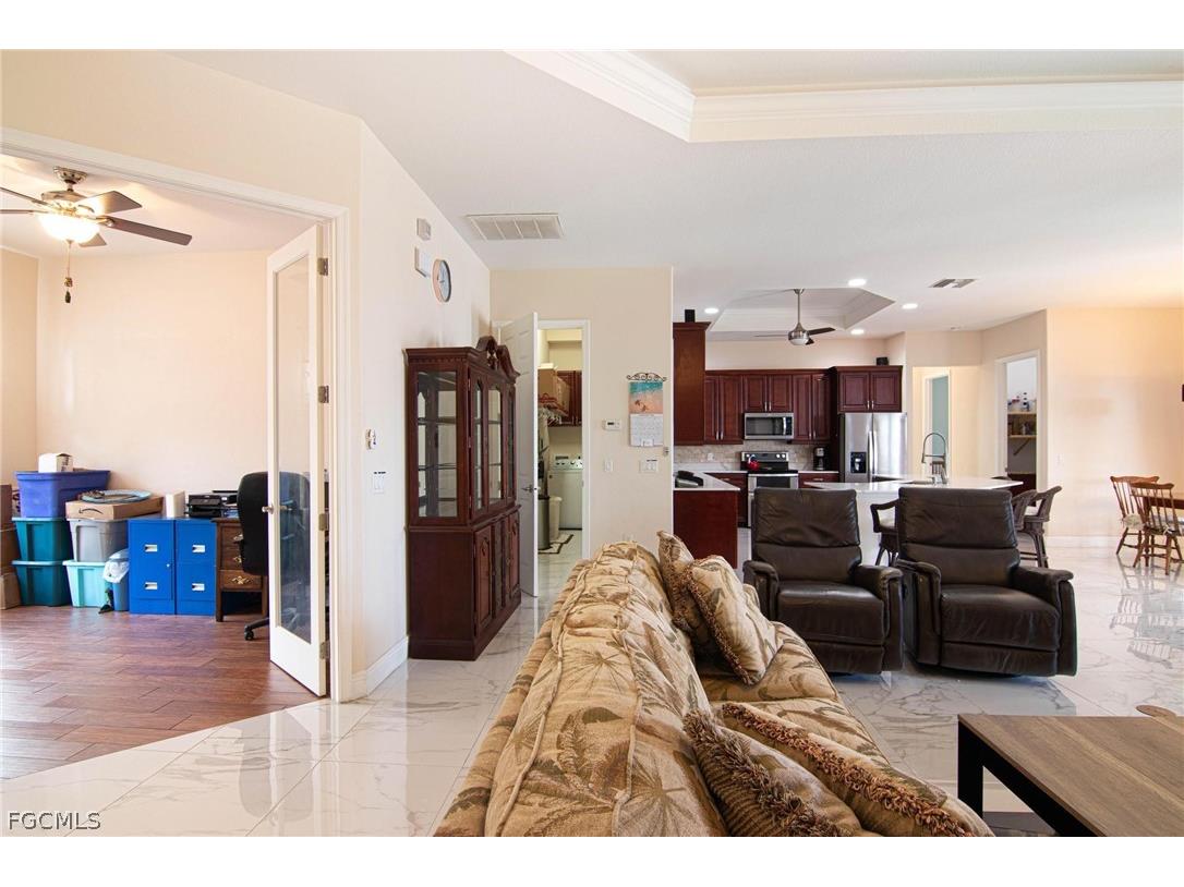 2123 NW 41st Place Cape Coral FL 33993 2026010052 image8