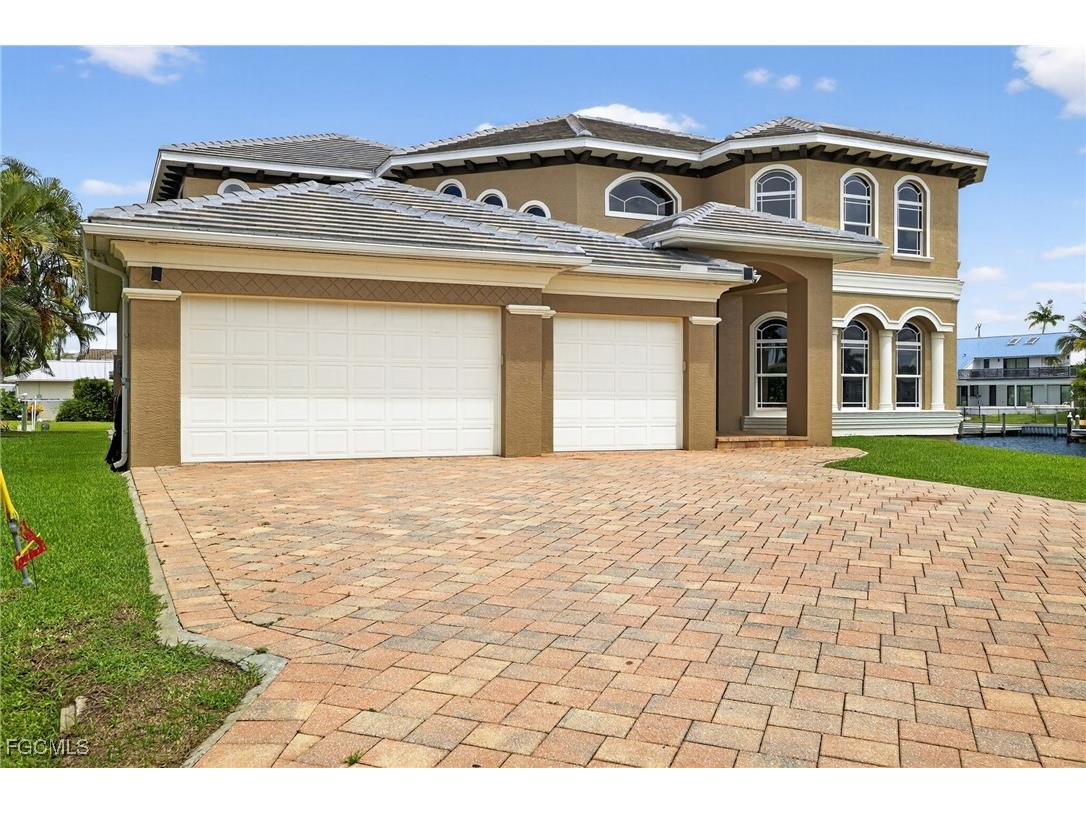2123 SE 25th Lane Cape Coral FL 33904 2025010220 image1