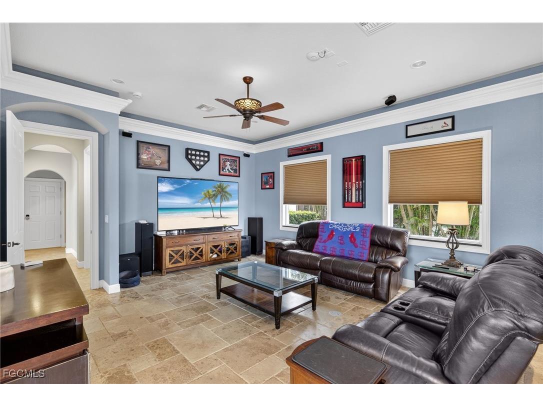 2123 SE 25th Lane Cape Coral FL 33904 2025010220 image20