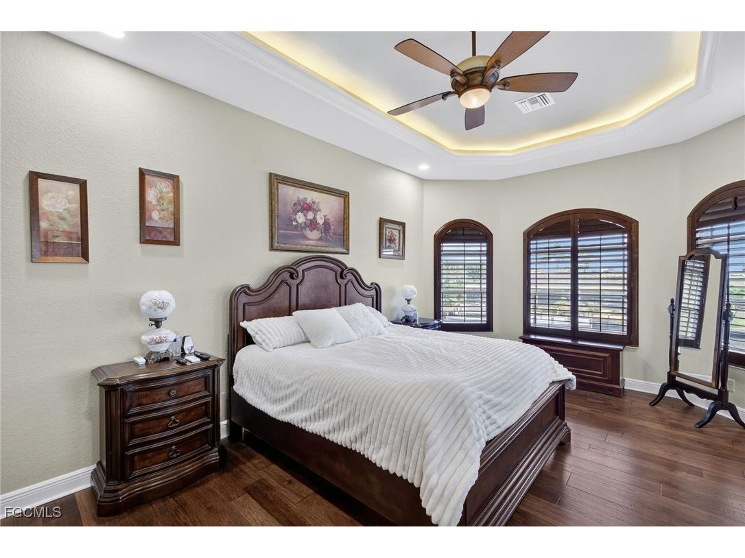 2123 SE 25th Lane Cape Coral FL 33904 2025010220 image26