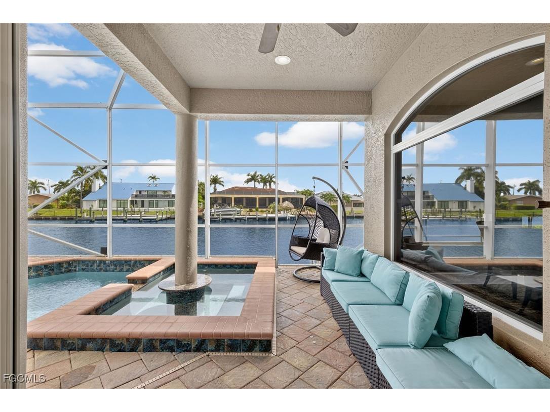 2123 SE 25th Lane Cape Coral FL 33904 2025010220 image39