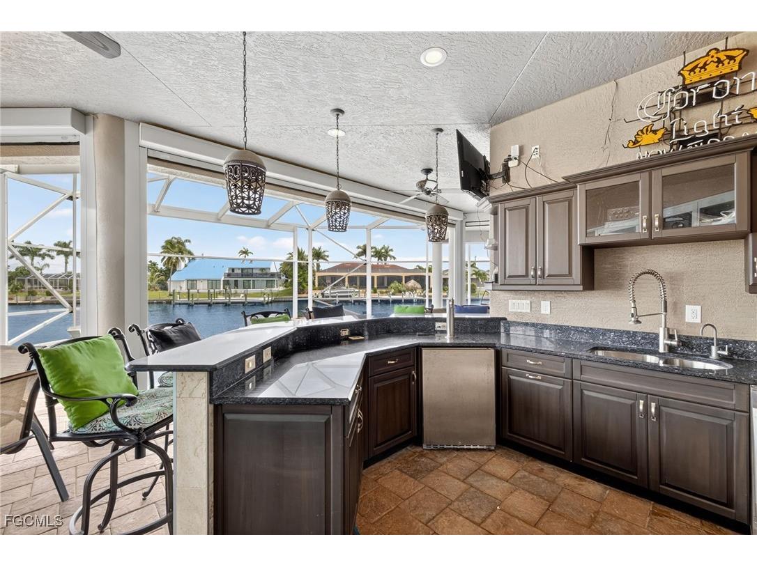 2123 SE 25th Lane Cape Coral FL 33904 2025010220 image41