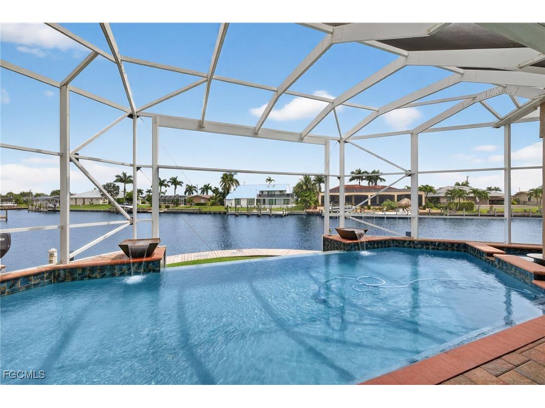 2123 SE 25th Lane Cape Coral FL 33904 2025010220 image44