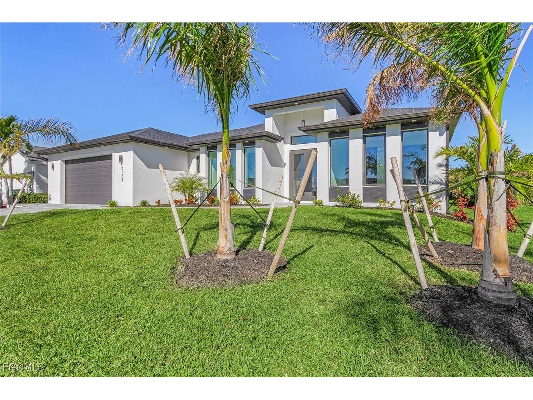 2123 SW 52nd Terrace Cape Coral FL 33914 2025023636 image2