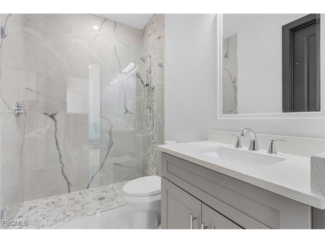 2123 SW 52nd Terrace Cape Coral FL 33914 2025023636 image22
