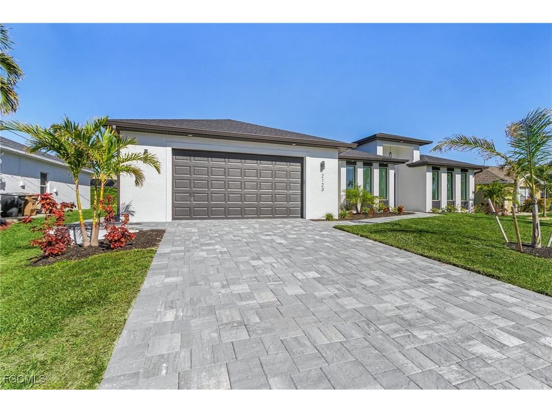 2123 SW 52nd Terrace Cape Coral FL 33914 2025023636 image4
