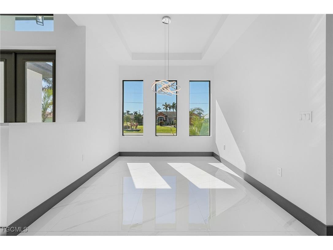 2123 SW 52nd Terrace Cape Coral FL 33914 2025023636 image7