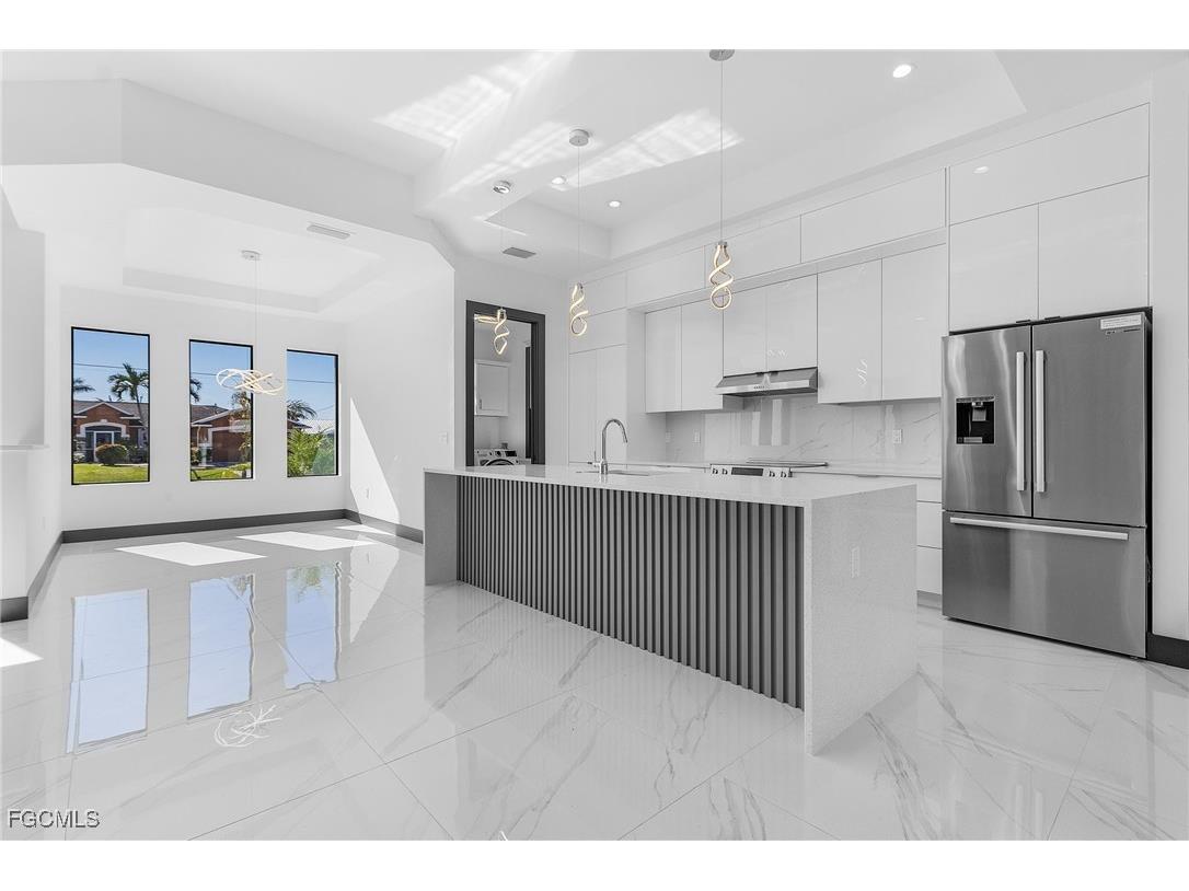 2123 SW 52nd Terrace Cape Coral FL 33914 2025023636 image9