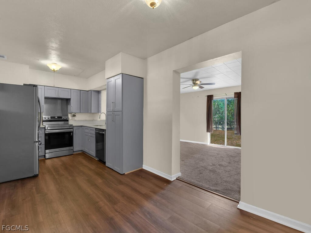 2124 E Gardenia Circle North Fort Myers FL 33917 2026006990 image3