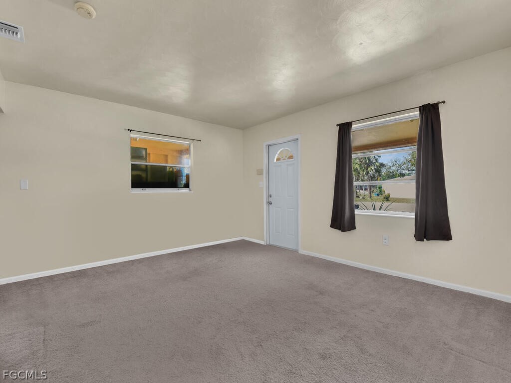 2124 E Gardenia Circle North Fort Myers FL 33917 2026006990 image7