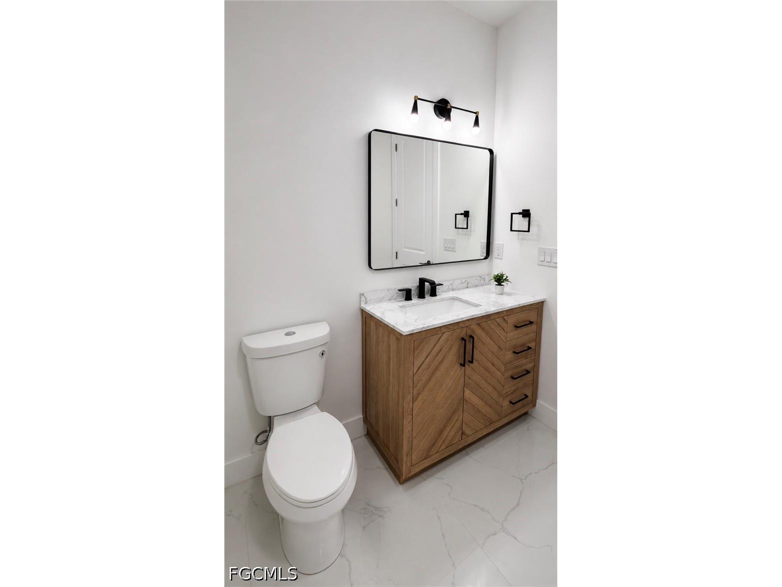 2124 NE 28th Street Cape Coral FL 33909 2026005640 image23