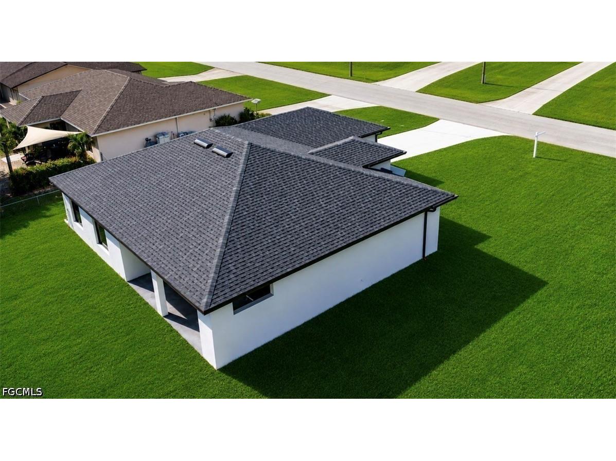 2124 NE 28th Street Cape Coral FL 33909 2026005640 image31