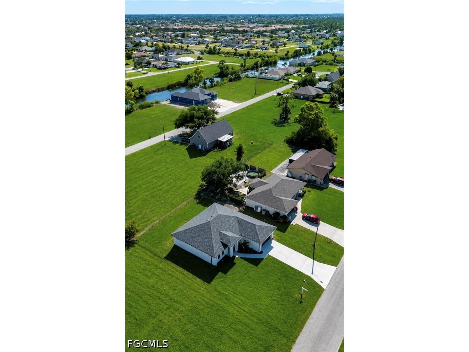 2124 NE 28th Street Cape Coral FL 33909 2026005640 image32