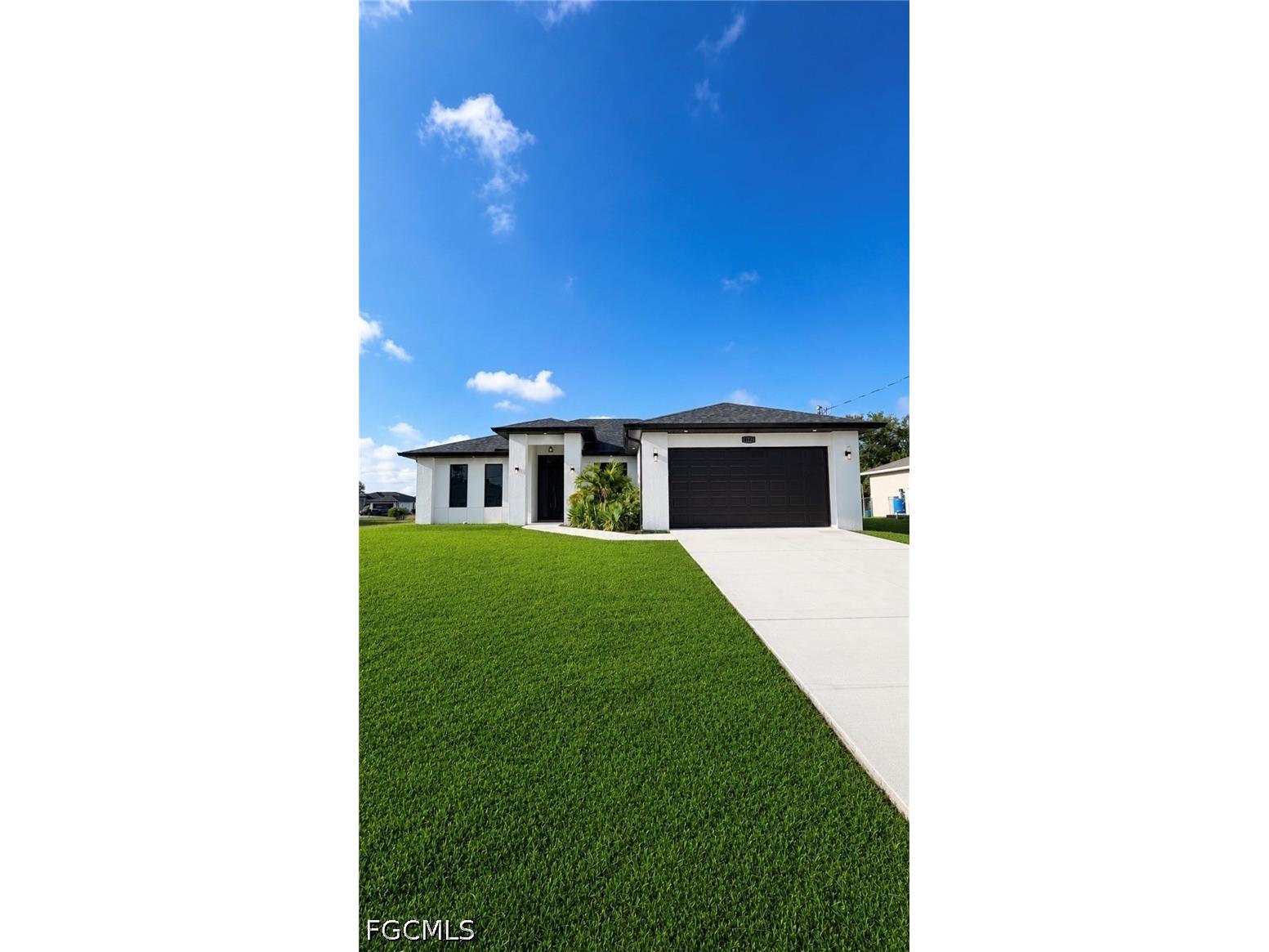 2124 NE 28th Street Cape Coral FL 33909 2026005640 image4
