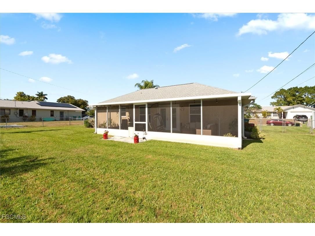 2124 NE 3rd Terrace Cape Coral FL 33909 2026000642 image30