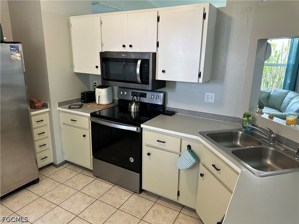 2124 NE 7th Place Cape Coral FL 33909 2026029382 image6