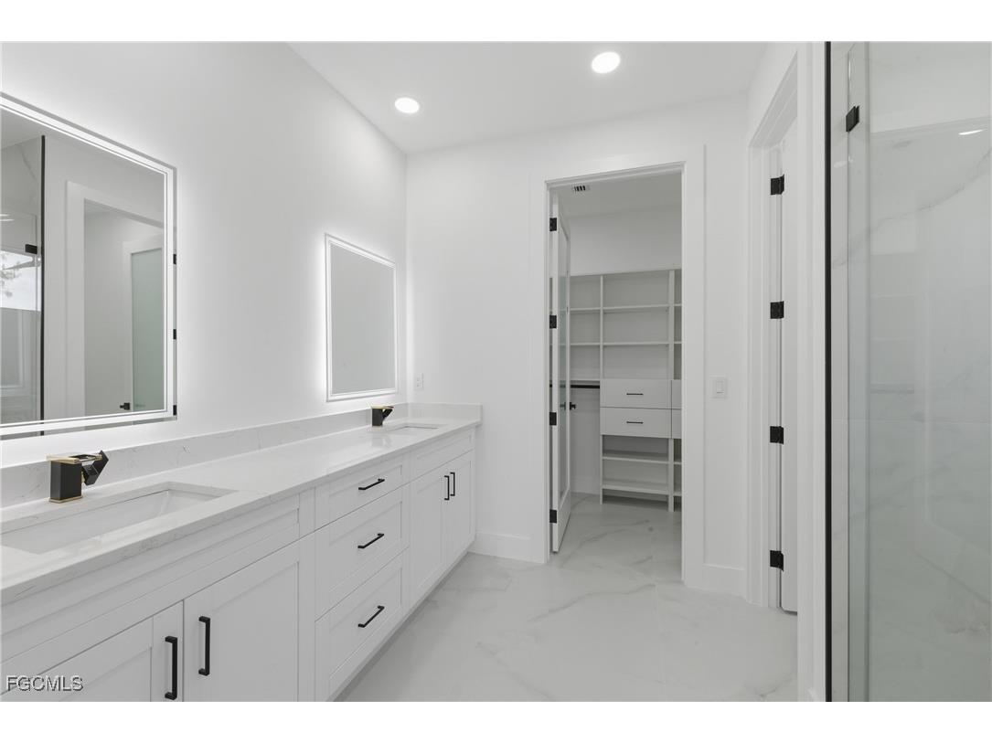 2124 NW 21st Street Cape Coral FL 33993 2026004850 image20